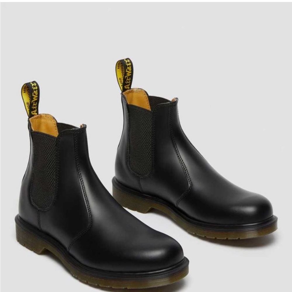 Dr. Martens 2976 Smooth Boots